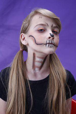 Maquiagem de Halloween: Duas opções simples e fáceis de fazer